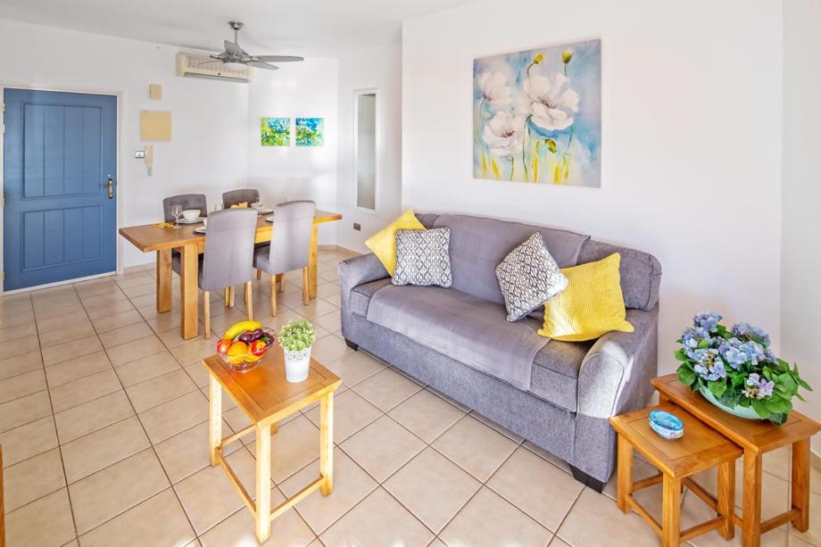207 Kings Palace Seaview Πάφος Εξωτερικό φωτογραφία